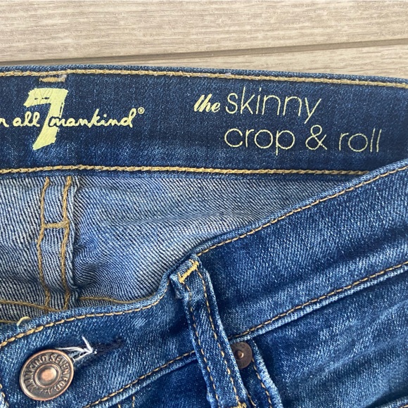 7 For All Mankind crop jeans. Size:26 - Picture 7 of 10